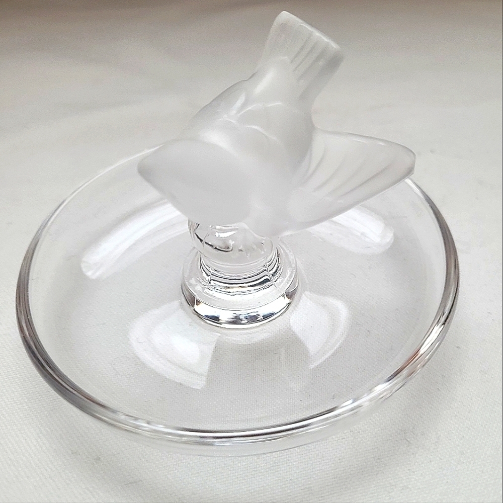 Lalique Crystal Sparrow Mounted On Trinket Round Base
